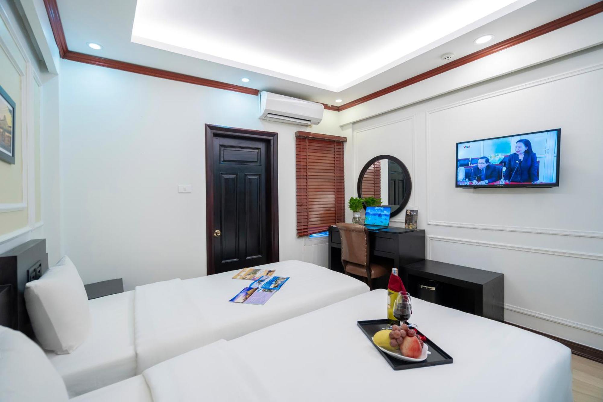 Hanoi Paradise Hotel & Travel Екстер'єр фото